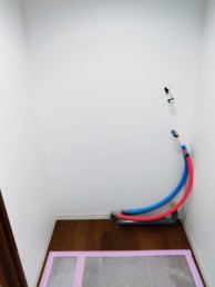 木の質感やぬくもりを感じられる木目調でスタイリッシュに　目黒区M様邸